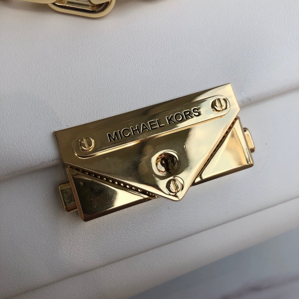 マイケルコースバッグ内部構造